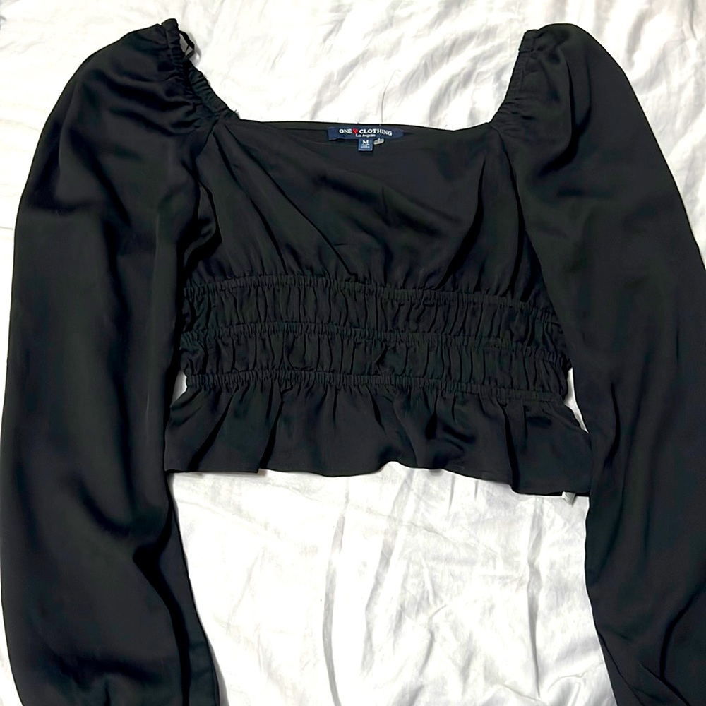 Black Bohemian cropped long sleeved top